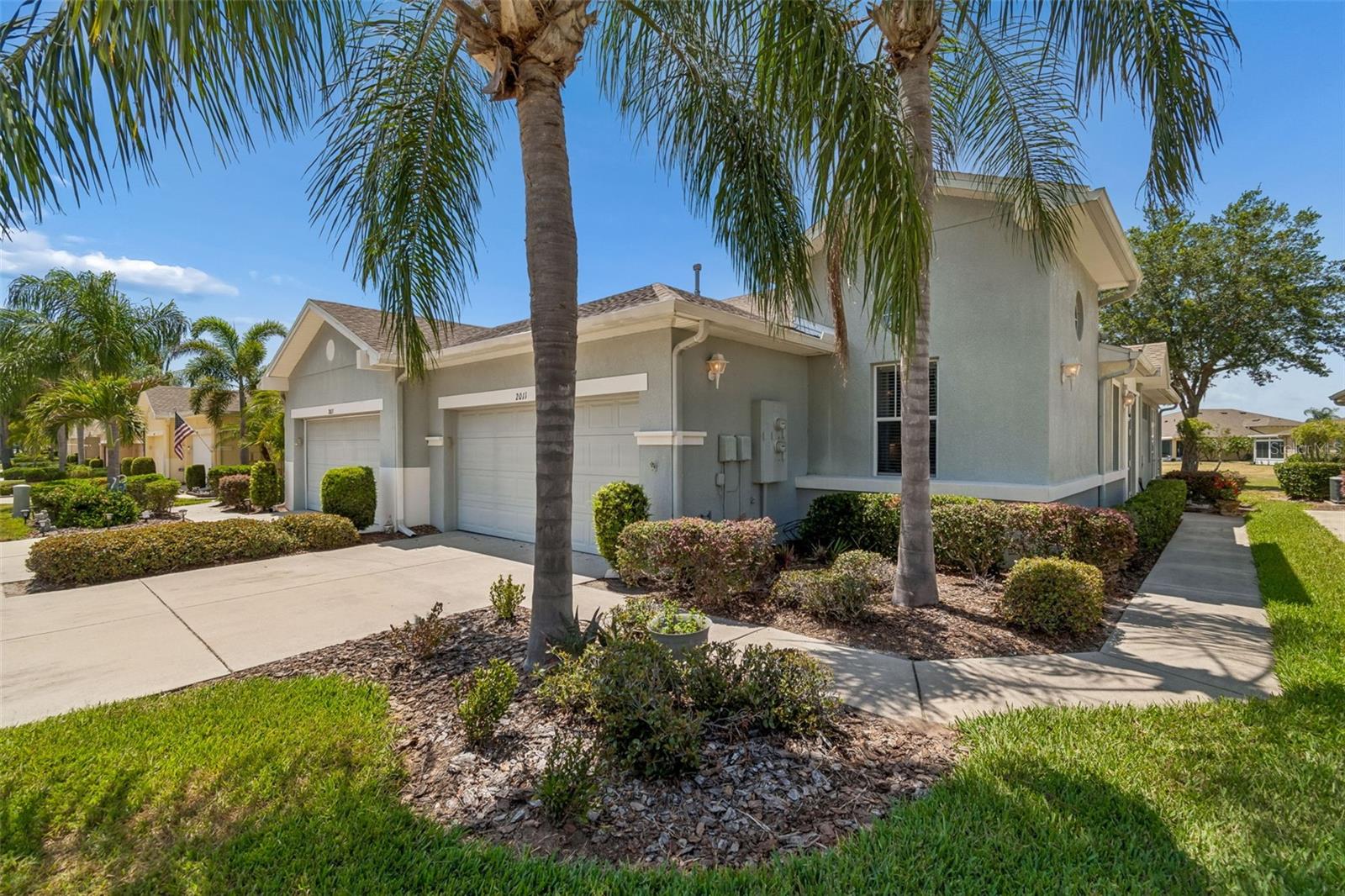 2011 SIFIELD GREENS WAY #71, SUN CITY CENTER, FL