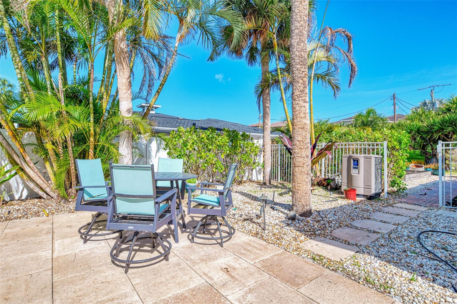 5628 CAPE LEYTE DR, SARASOTA, FL — photo 19