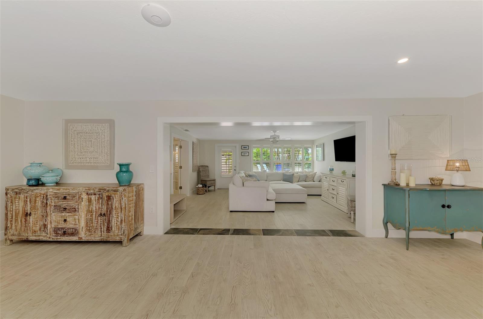 5628 CAPE LEYTE DR, SARASOTA, FL — photo 38