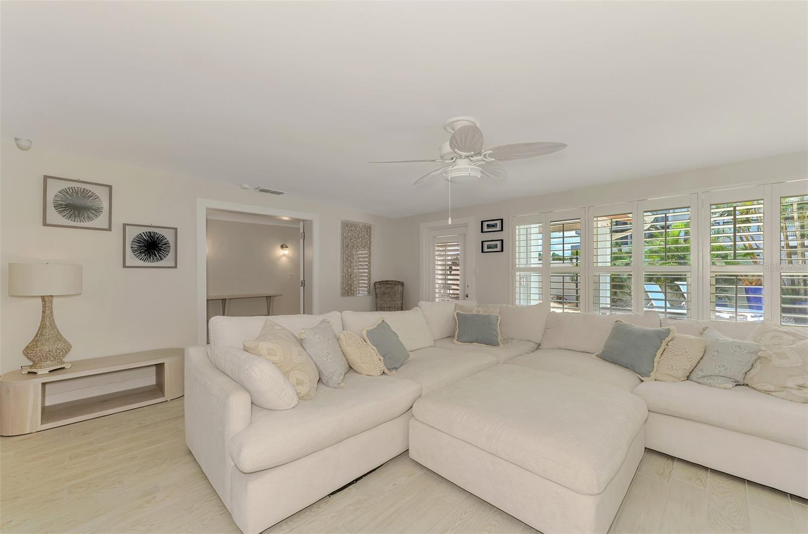 5628 CAPE LEYTE DR, SARASOTA, FL — photo 40
