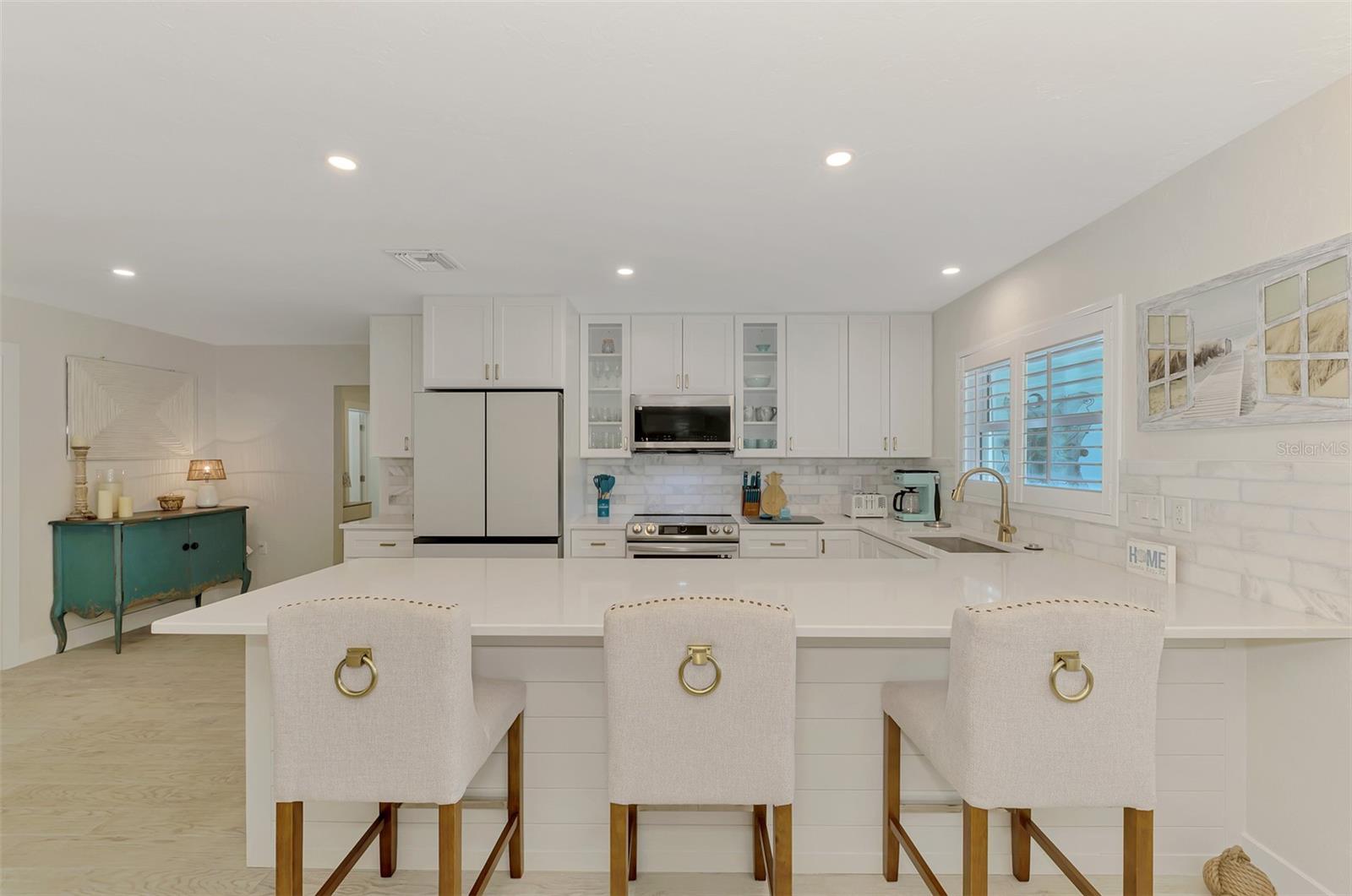 5628 CAPE LEYTE DR, SARASOTA, FL — photo 44
