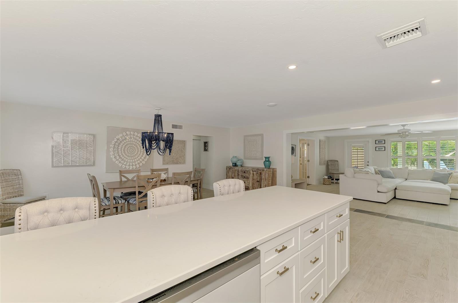 5628 CAPE LEYTE DR, SARASOTA, FL — photo 51