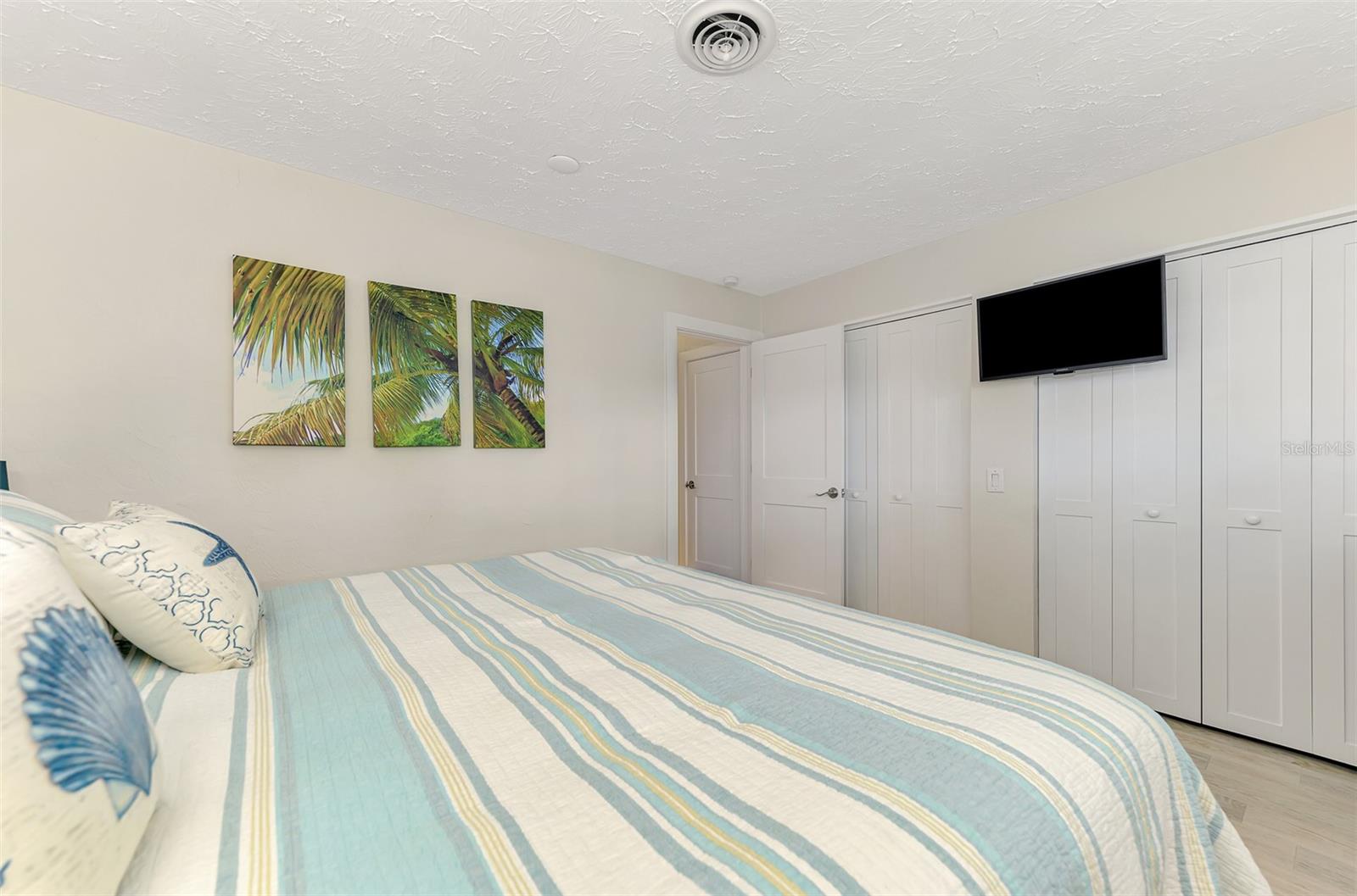 5628 CAPE LEYTE DR, SARASOTA, FL — photo 67