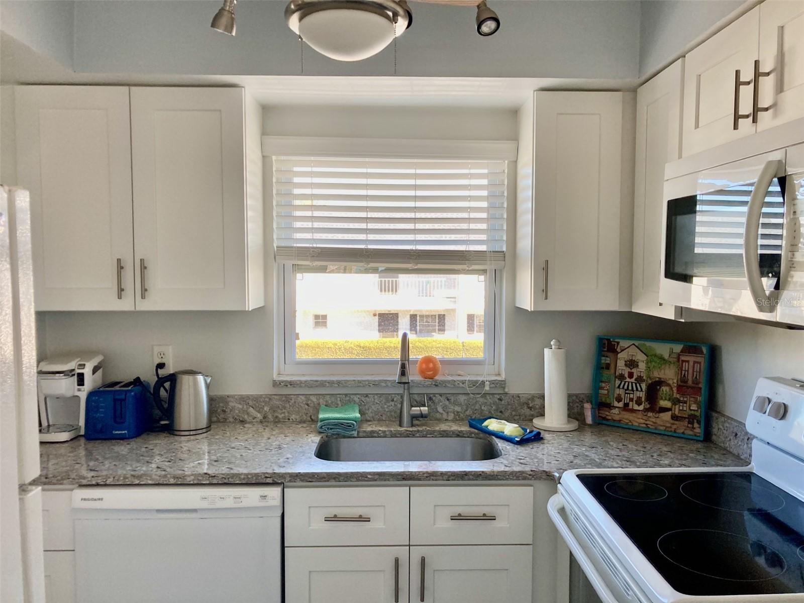 304 47TH AVENUE DR W #307, BRADENTON, FL — photo 4