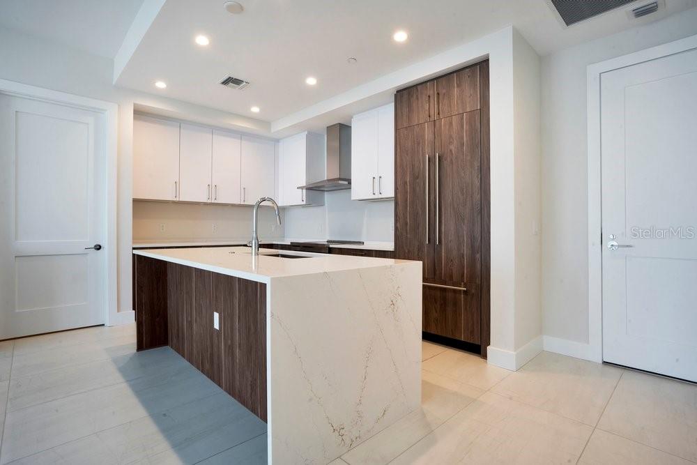 275 1ST AVE S #3808, ST PETERSBURG, FL — photo 7