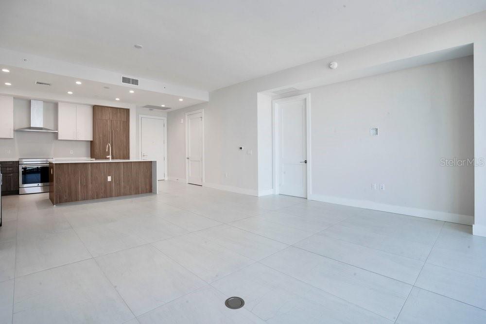 275 1ST AVE S #3808, ST PETERSBURG, FL — photo 17
