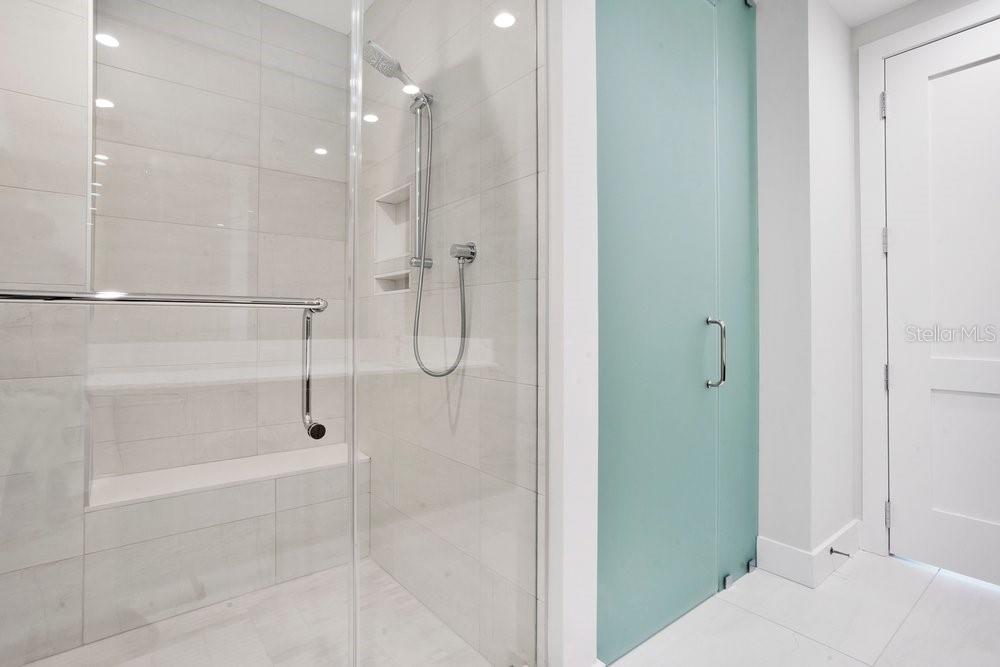 275 1ST AVE S #3808, ST PETERSBURG, FL — photo 41