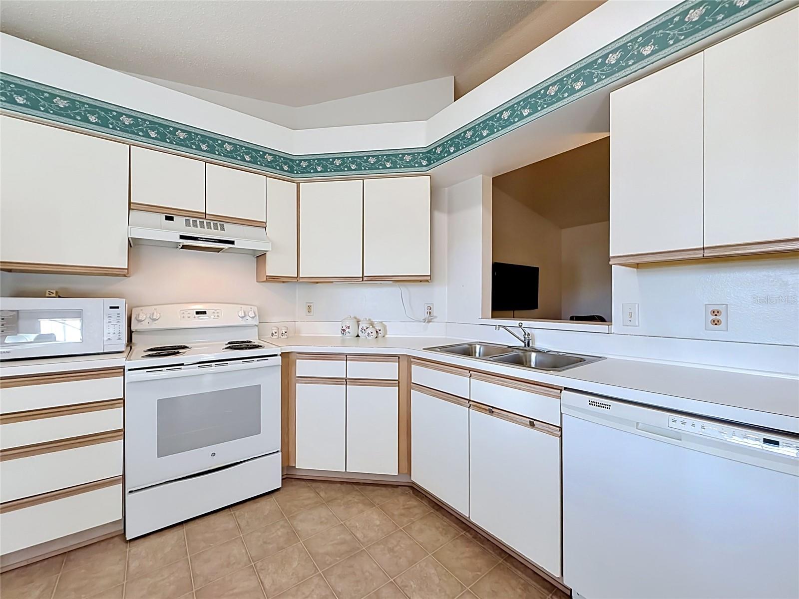 25014 PINE HL, LEESBURG, FL — photo 19