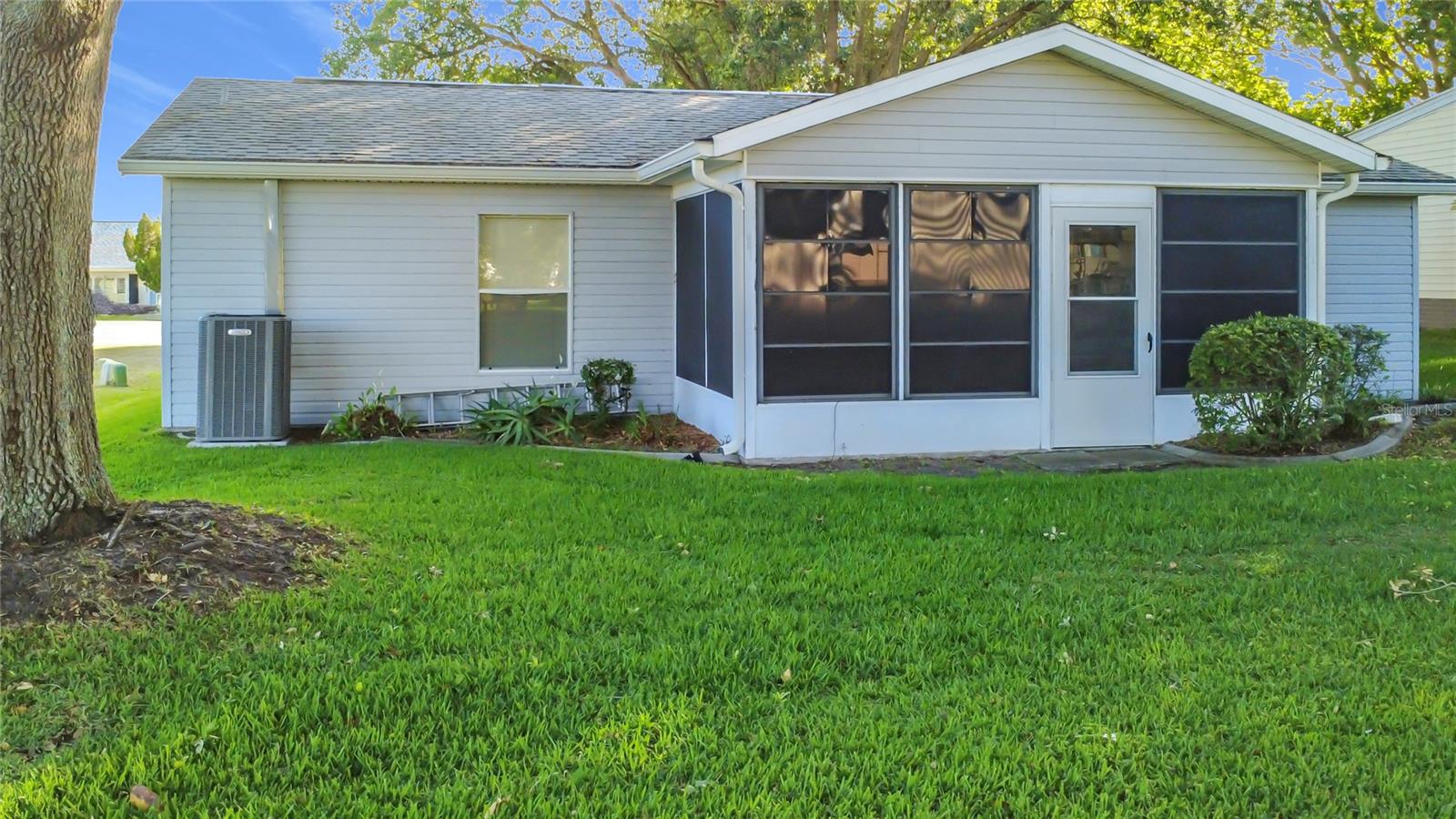 25014 PINE HL, LEESBURG, FL — photo 56