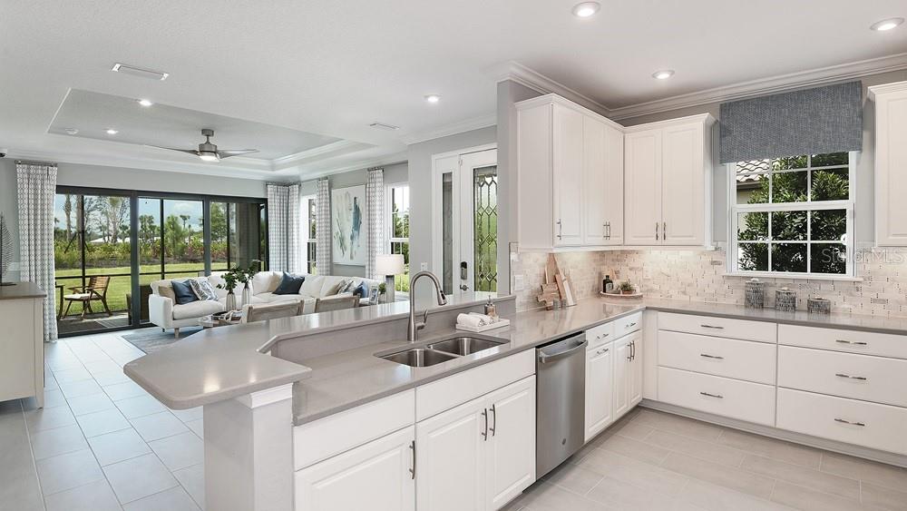 13313 SANTINI CIR, ENGLEWOOD, FL — photo 5