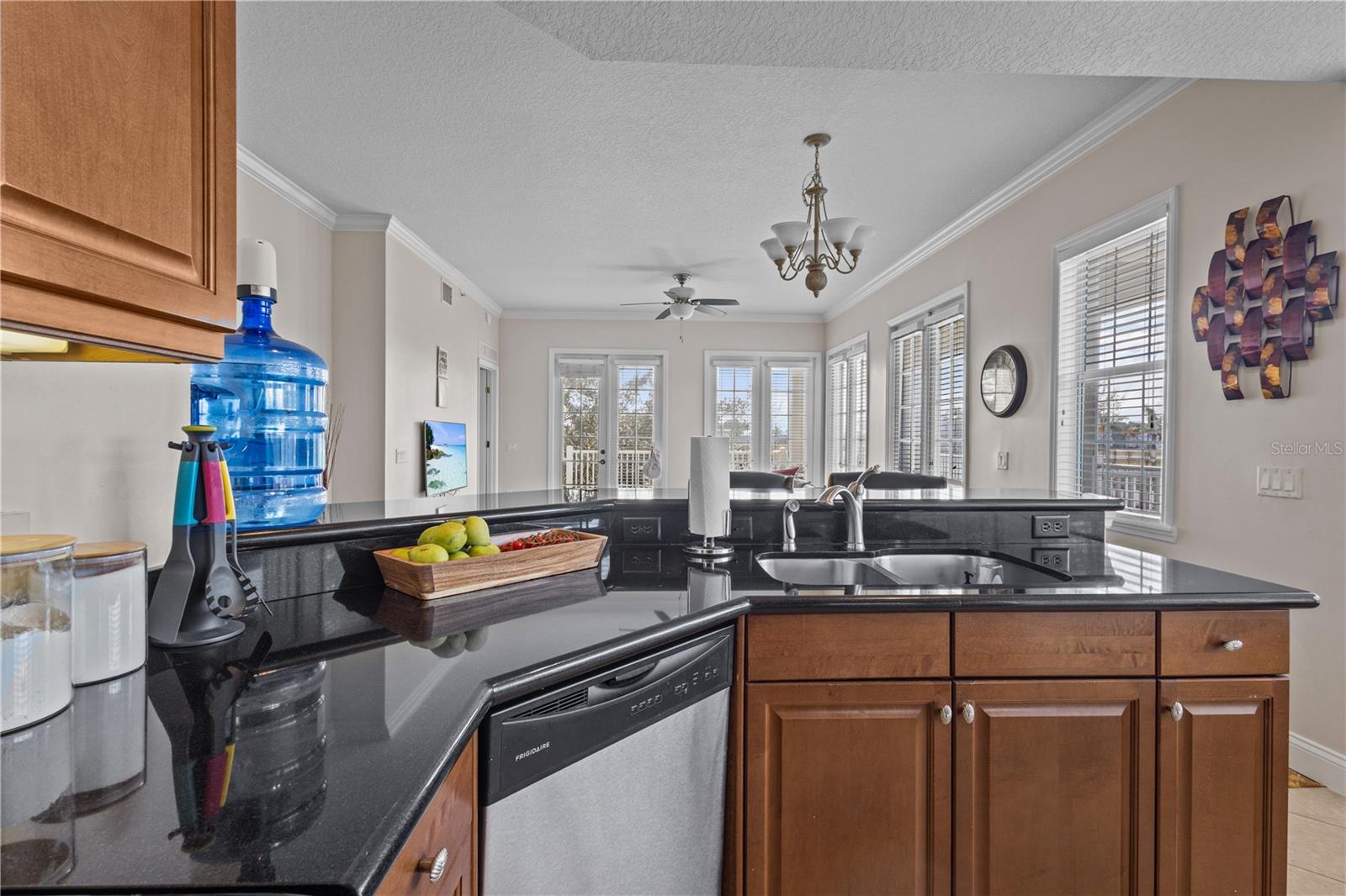 7509 MOURNING DOVE CIR #304, REUNION, FL — photo 11