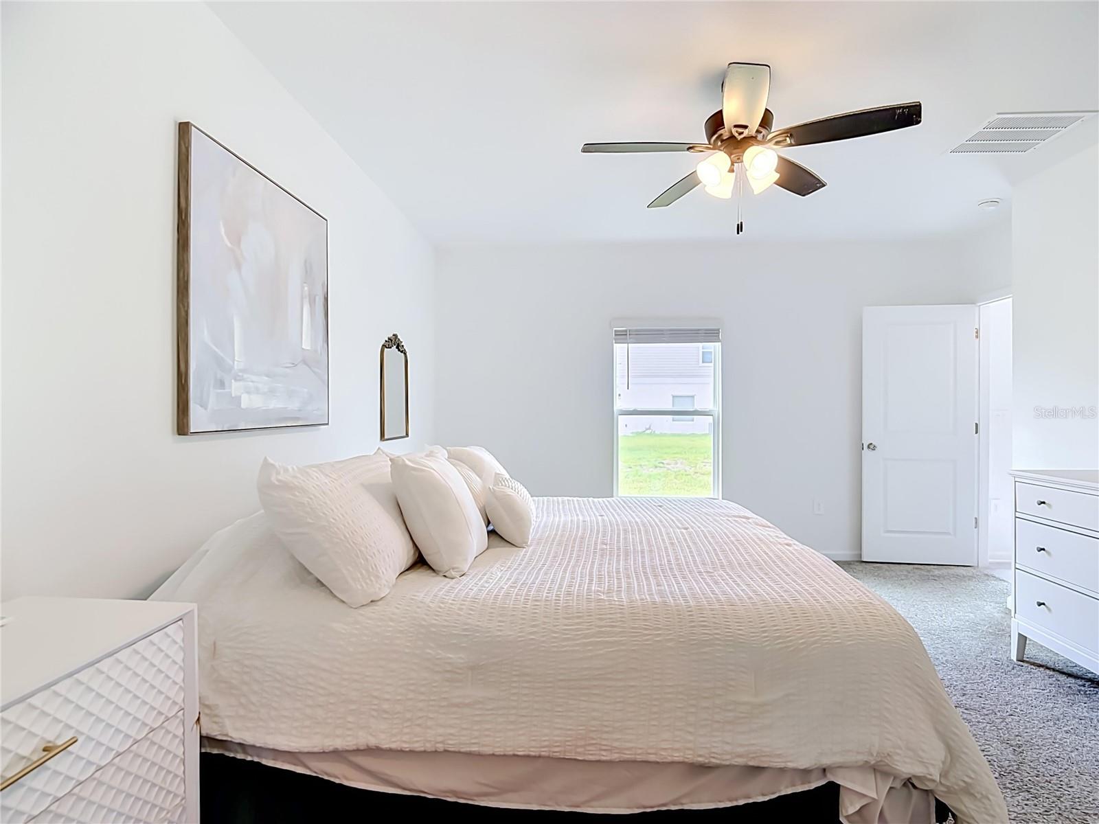 526 HATTERAS RD, DAVENPORT, FL — photo 2