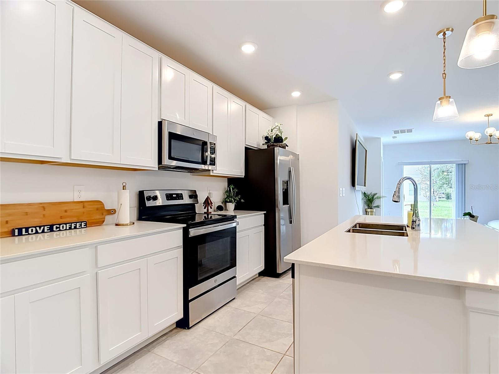 526 HATTERAS RD, DAVENPORT, FL — photo 9