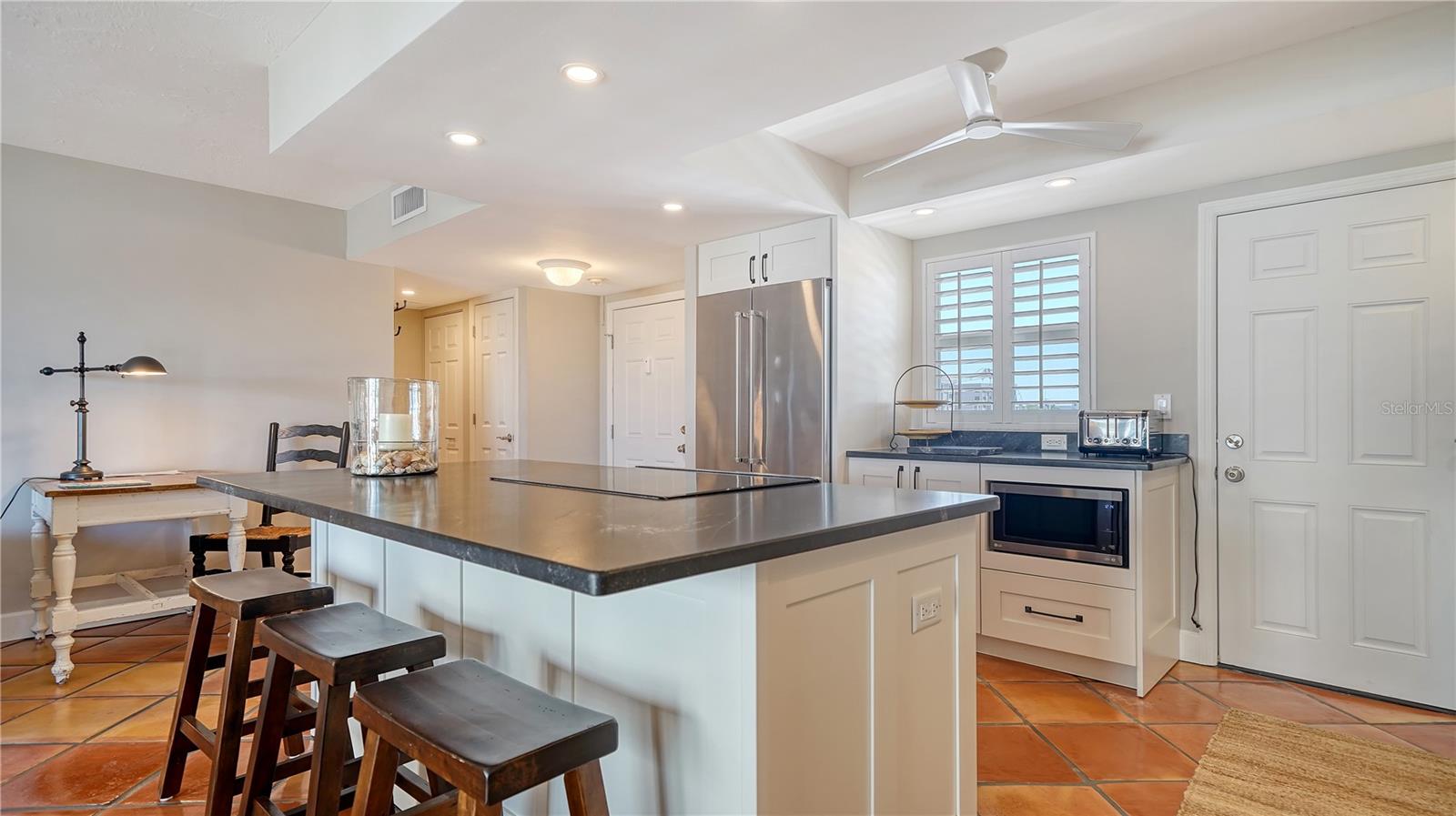 800 BENJAMIN FRANKLIN DR #406, SARASOTA, FL — photo 12