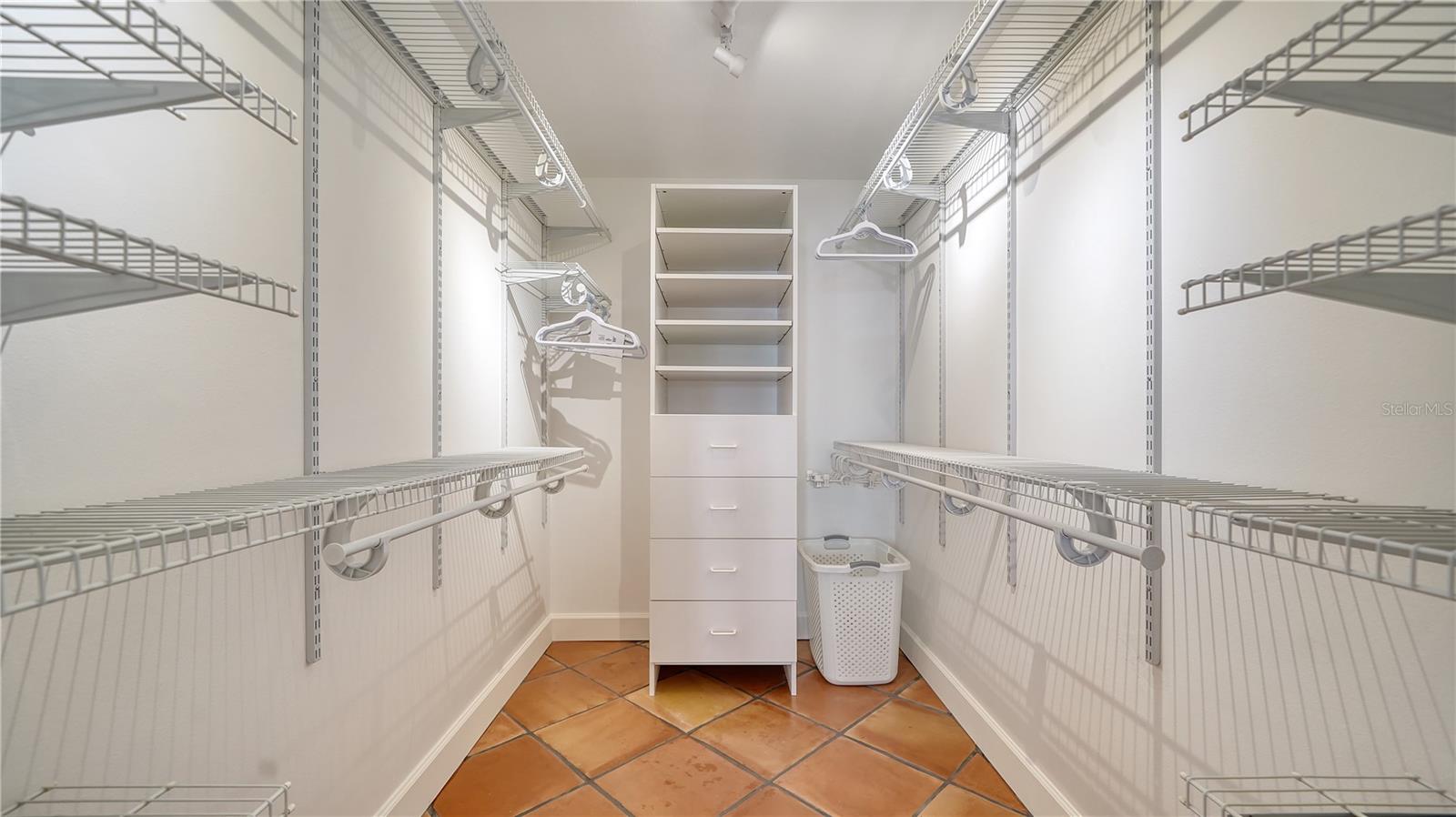 800 BENJAMIN FRANKLIN DR #406, SARASOTA, FL — photo 21