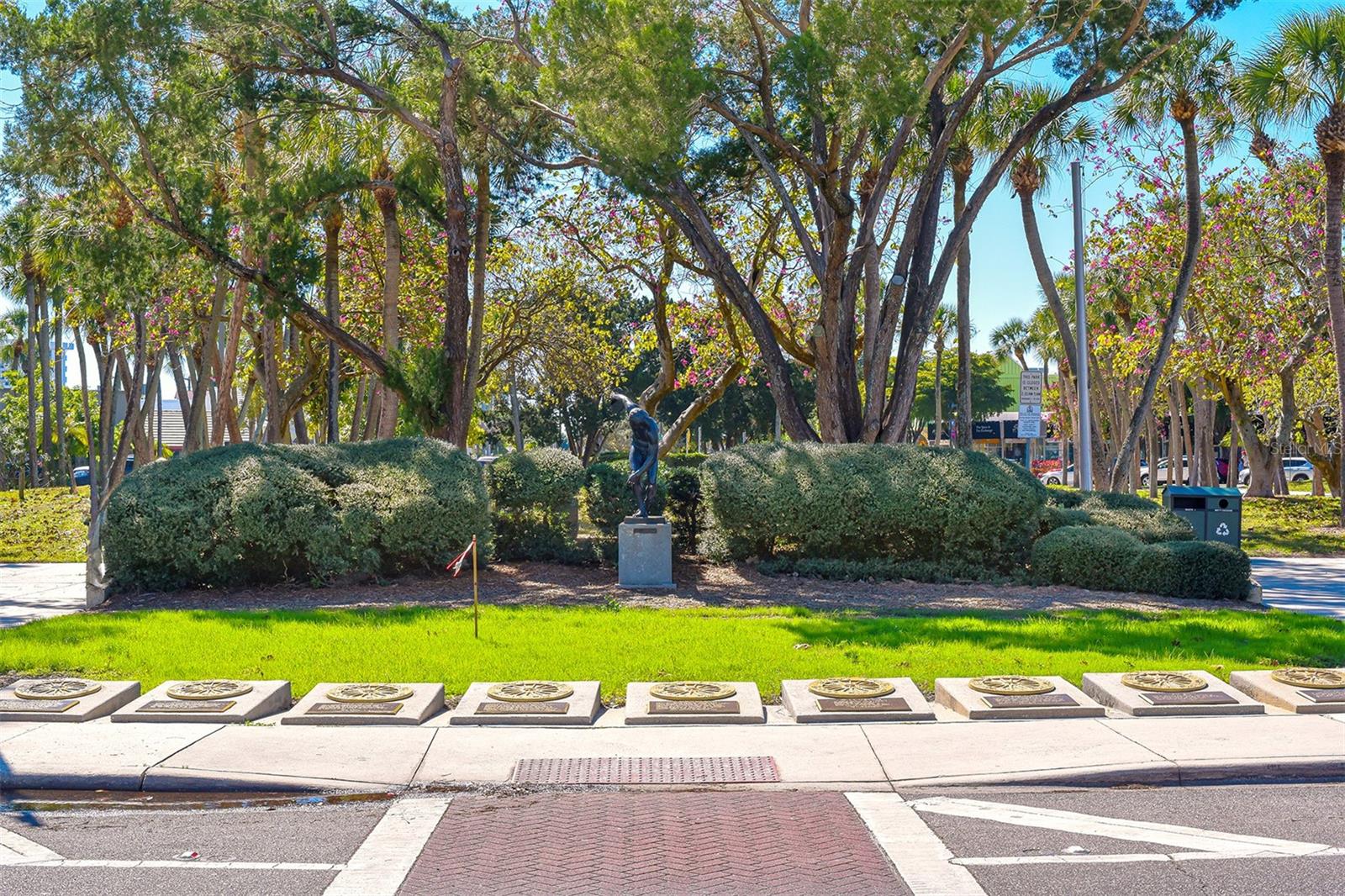 800 BENJAMIN FRANKLIN DR #406, SARASOTA, FL — photo 35