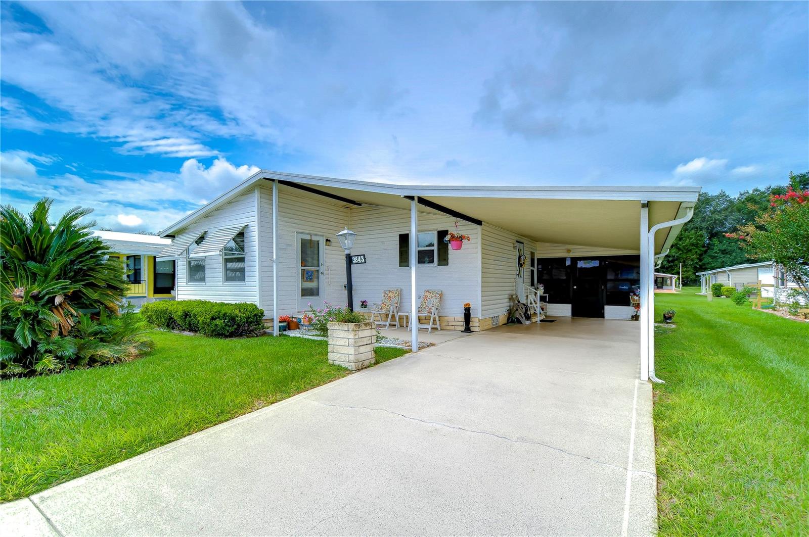 3843 DAMIAN DR, ZEPHYRHILLS, FL — photo 2