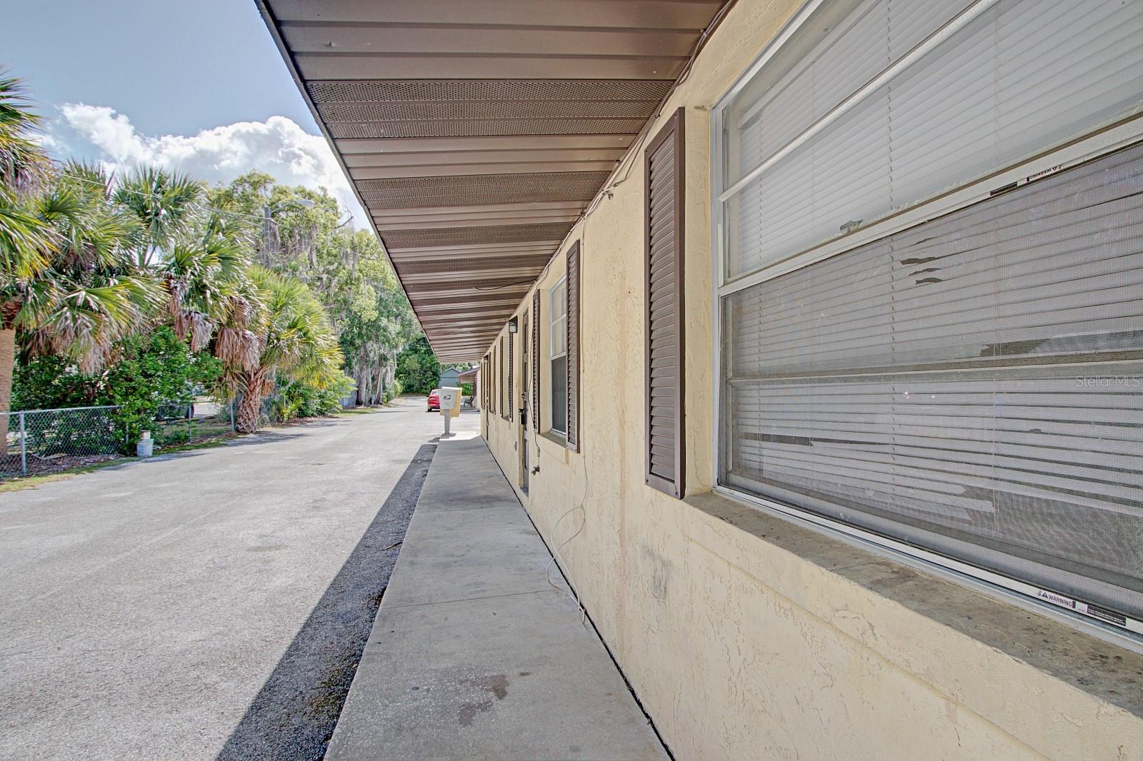 830 N CLAKE ST, DELAND, FL — photo 3
