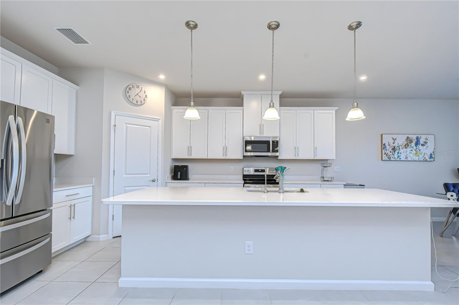 10422 GLIDING EAGLE WAY, LAND O LAKES, FL — photo 6