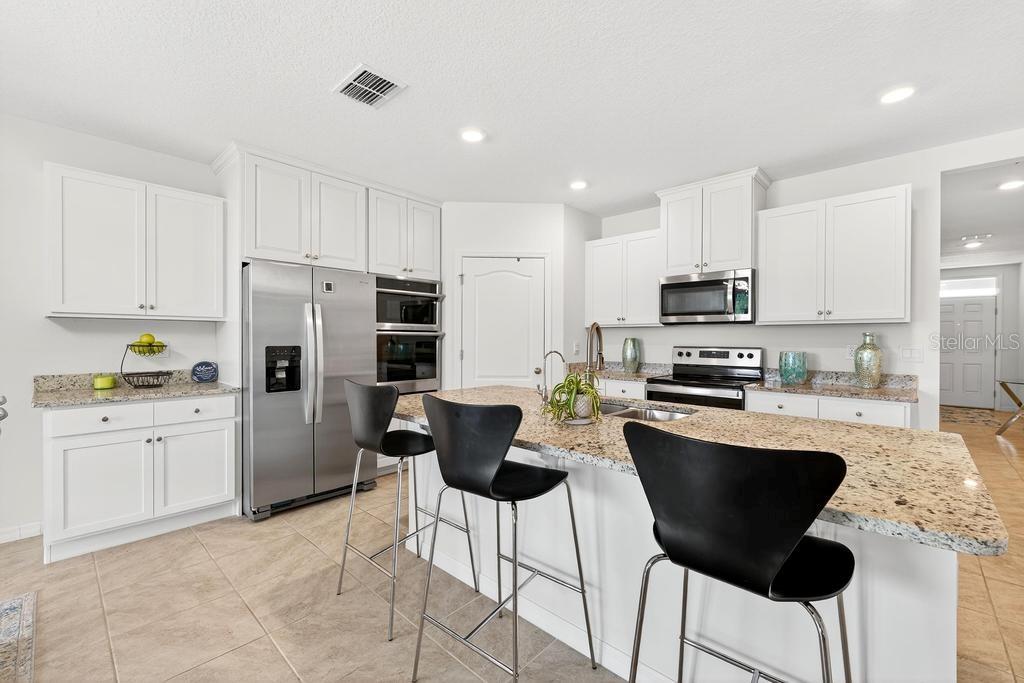 33470 ALWAYS DREAMING CT, SORRENTO, FL — photo 59
