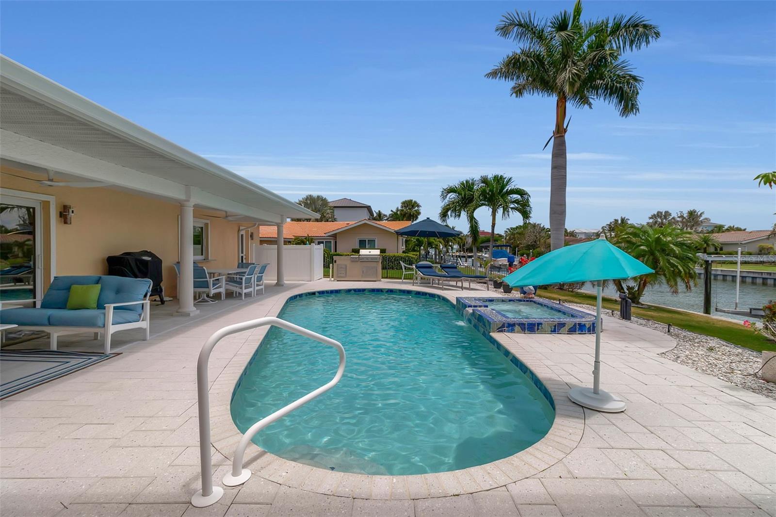 524 HORNBLOWER LN, LONGBOAT KEY, FL — photo 11