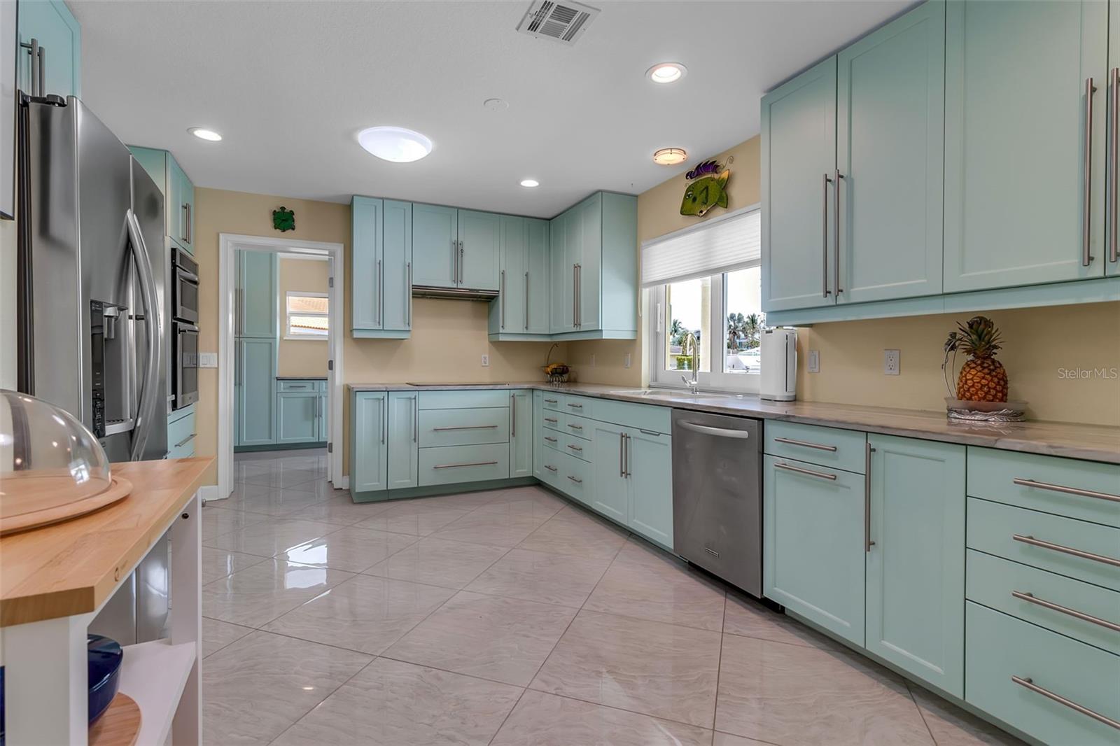 524 HORNBLOWER LN, LONGBOAT KEY, FL — photo 23