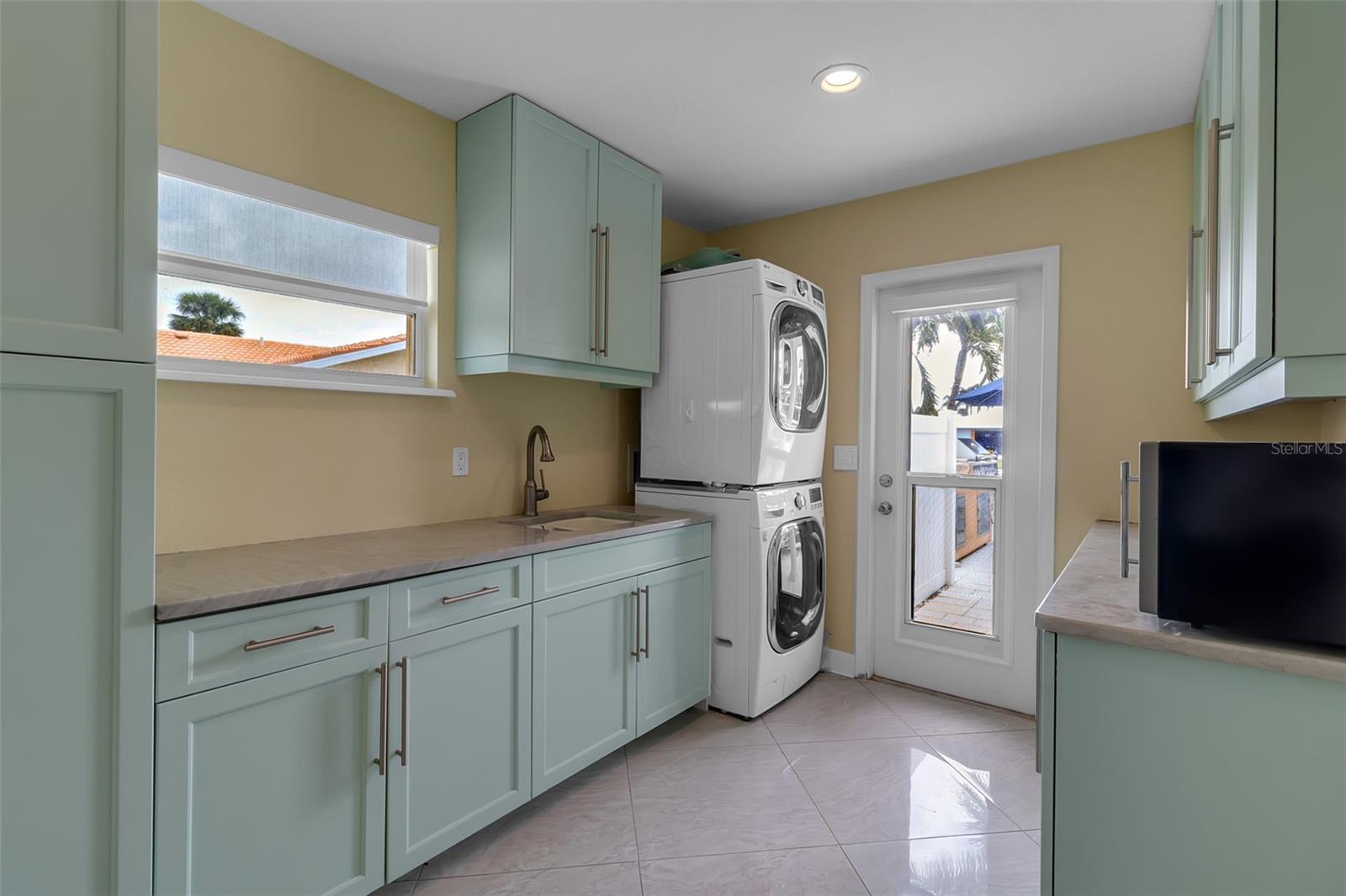 524 HORNBLOWER LN, LONGBOAT KEY, FL — photo 26