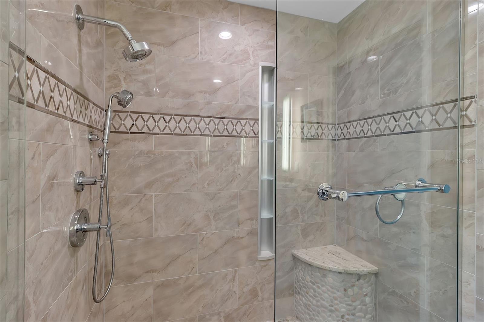 524 HORNBLOWER LN, LONGBOAT KEY, FL — photo 36