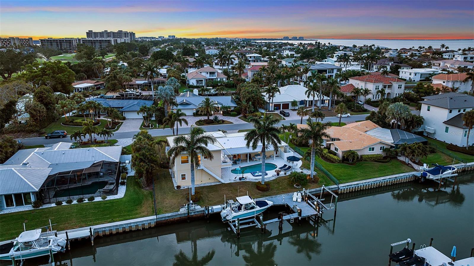 524 HORNBLOWER LN, LONGBOAT KEY, FL — photo 56