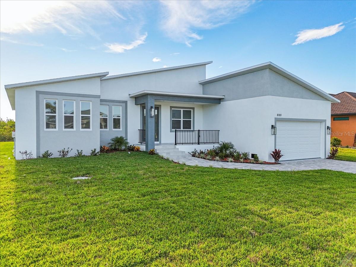 8181 TECUMSEH CIR, PORT CHARLOTTE, FL