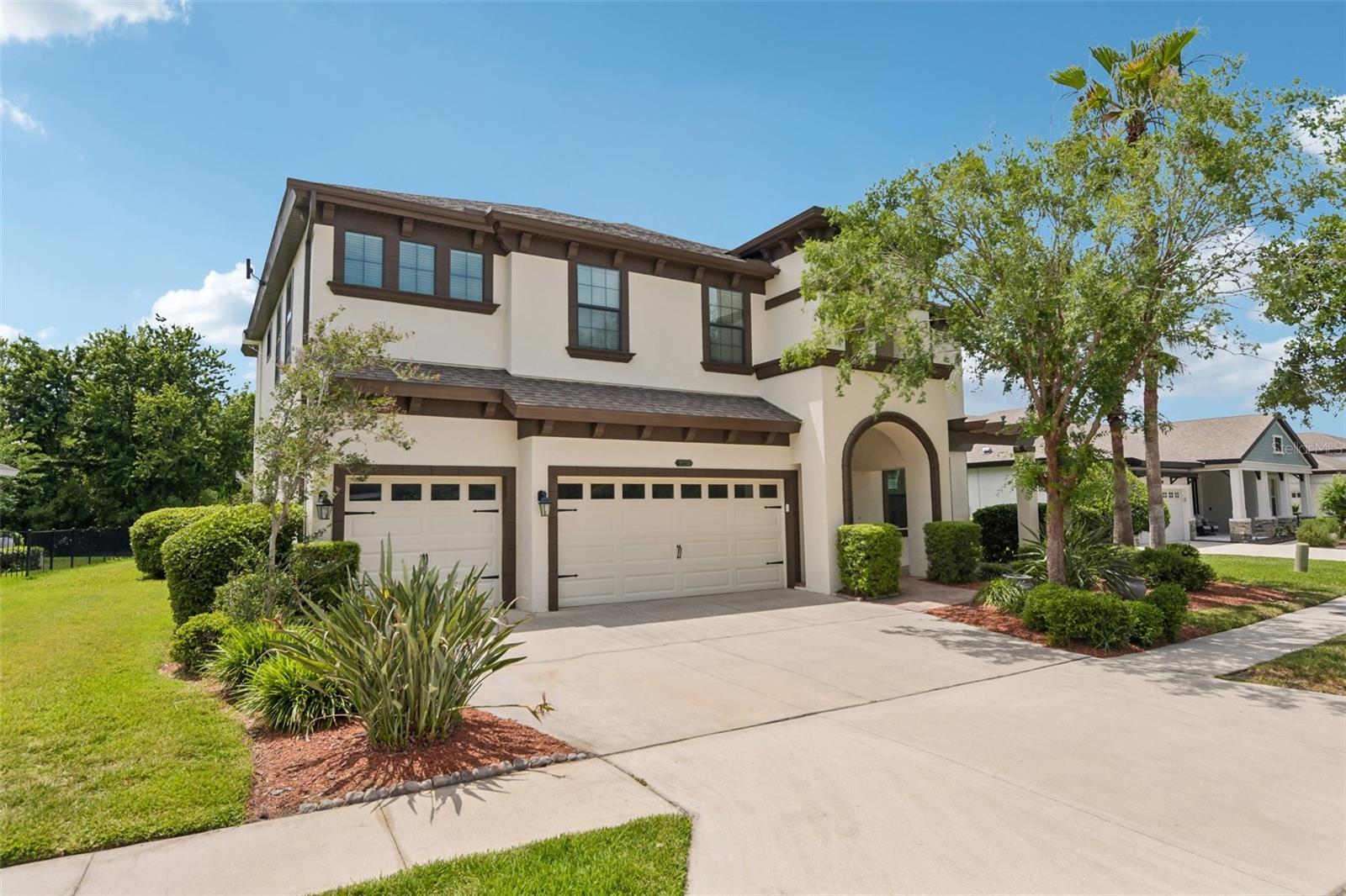 8355 SWISS CHARD CIR, LAND O LAKES, FL — photo 2