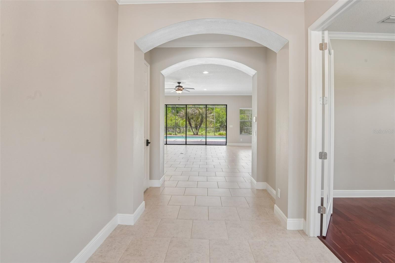 8355 SWISS CHARD CIR, LAND O LAKES, FL — photo 3
