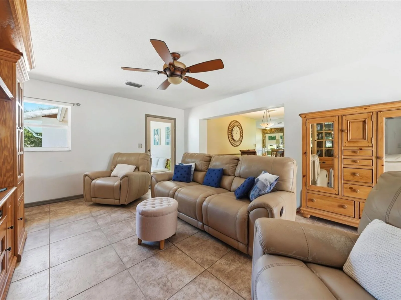 37237 GRAYS AIRPORT RD, LADY LAKE, FL — photo 28