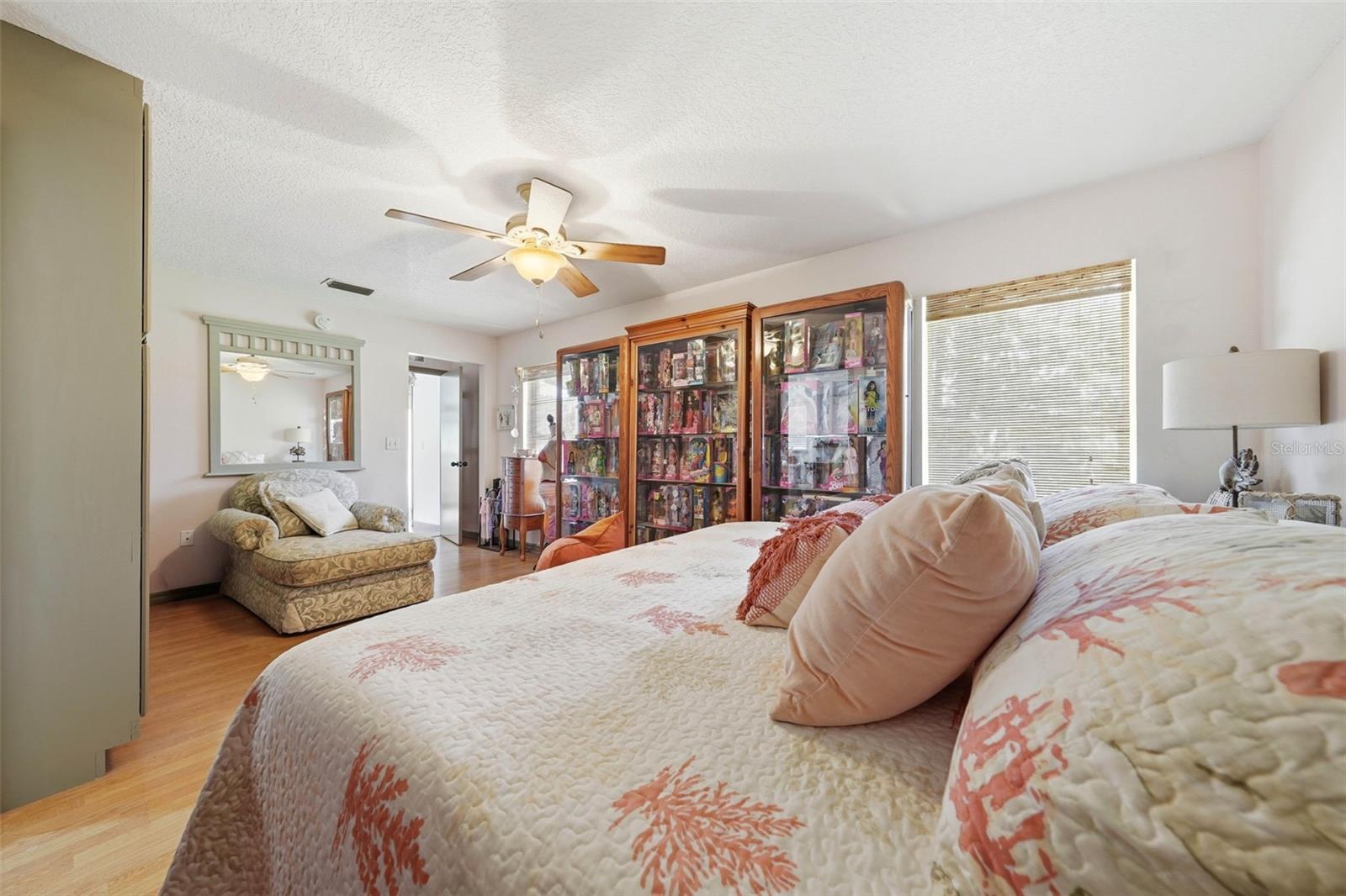 37237 GRAYS AIRPORT RD, LADY LAKE, FL — photo 37