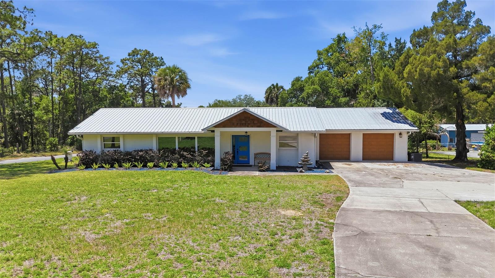 37237 GRAYS AIRPORT RD, LADY LAKE, FL — photo 94