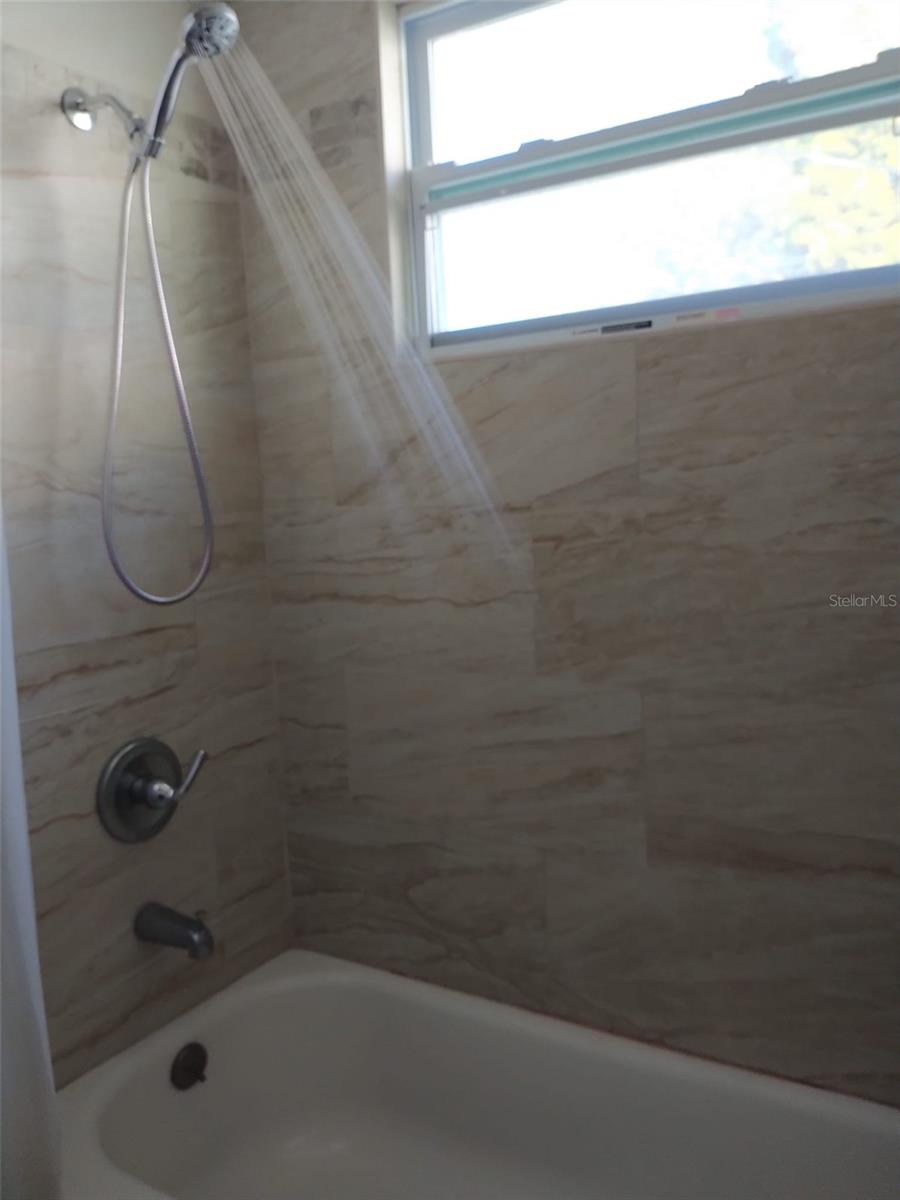 6224 FLORIDA DR, APOLLO BEACH, FL — photo 5