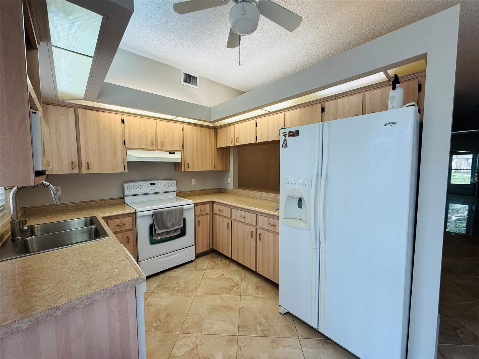 2843 THAXTON DR #38, PALM HARBOR, FL — photo 10