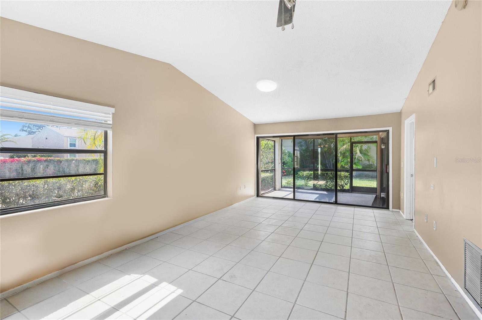5683 SUMMERSIDE LN #25A, SARASOTA, FL — photo 6