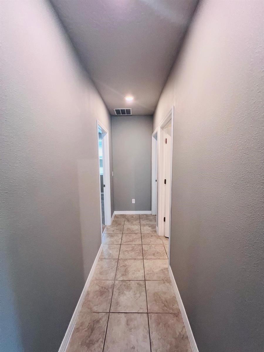 560 JERRY LN, HAINES CITY, FL — photo 4