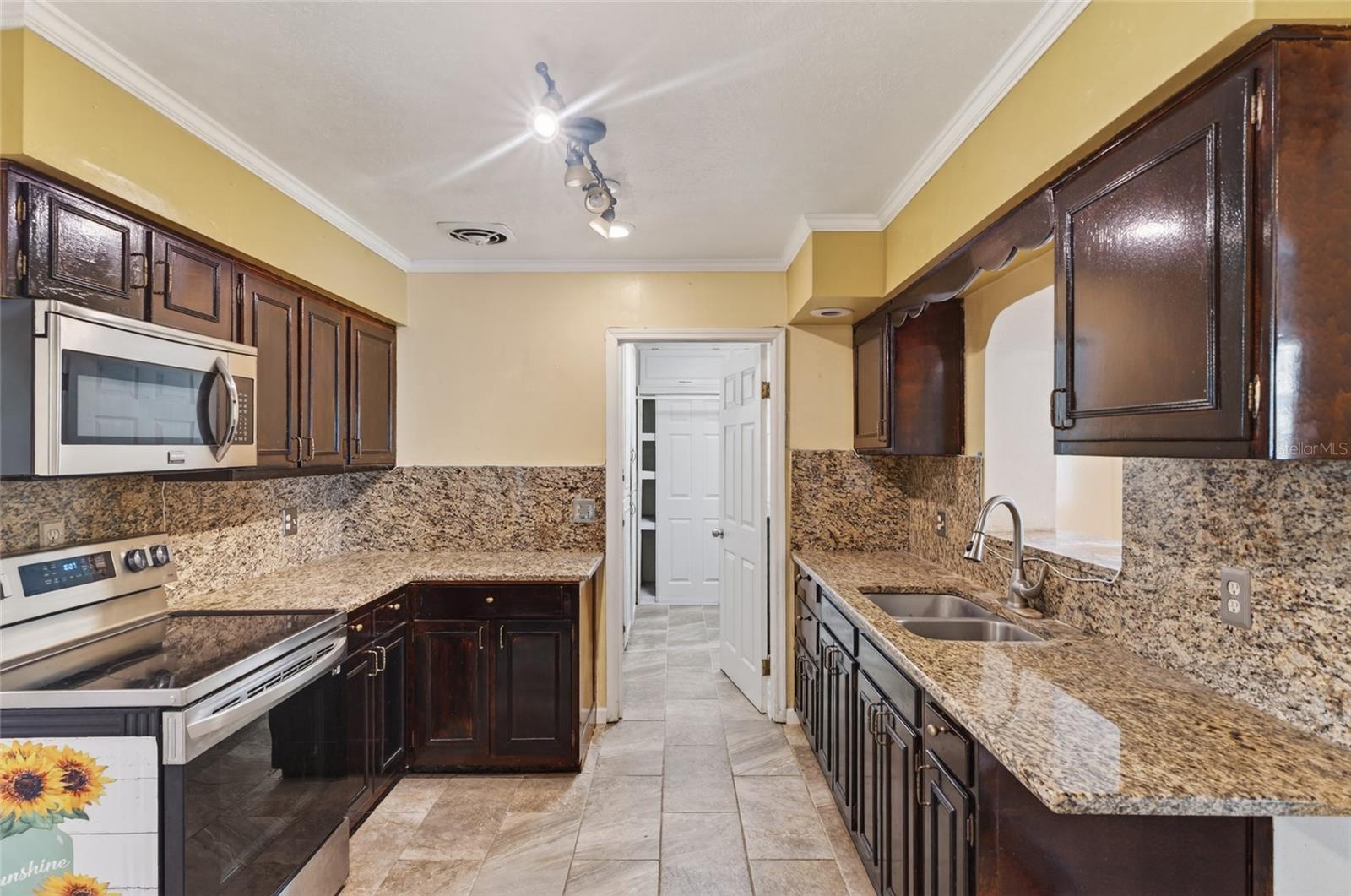 540 W COLUMBIA ST, LAKE ALFRED, FL — photo 16