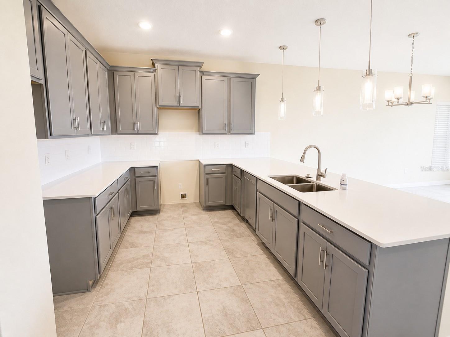 505 OCEAN COURSE AVE #505, DAVENPORT, FL — photo 2