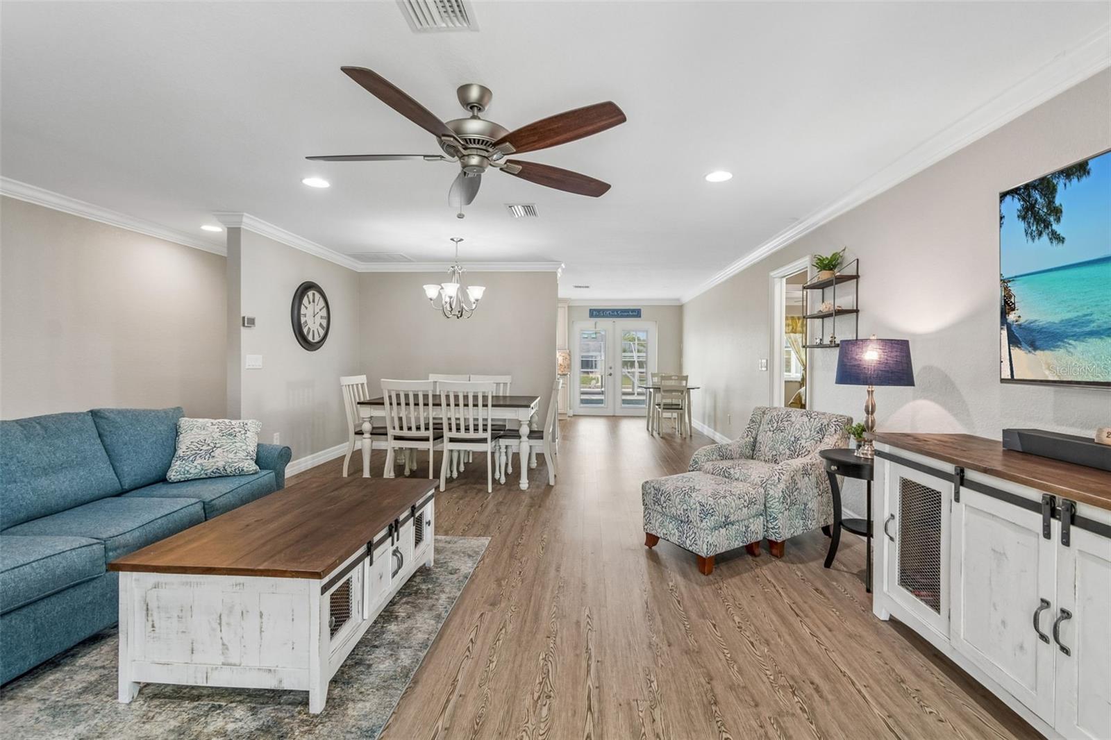 4462 EWING CIR, PORT CHARLOTTE, FL — photo 8