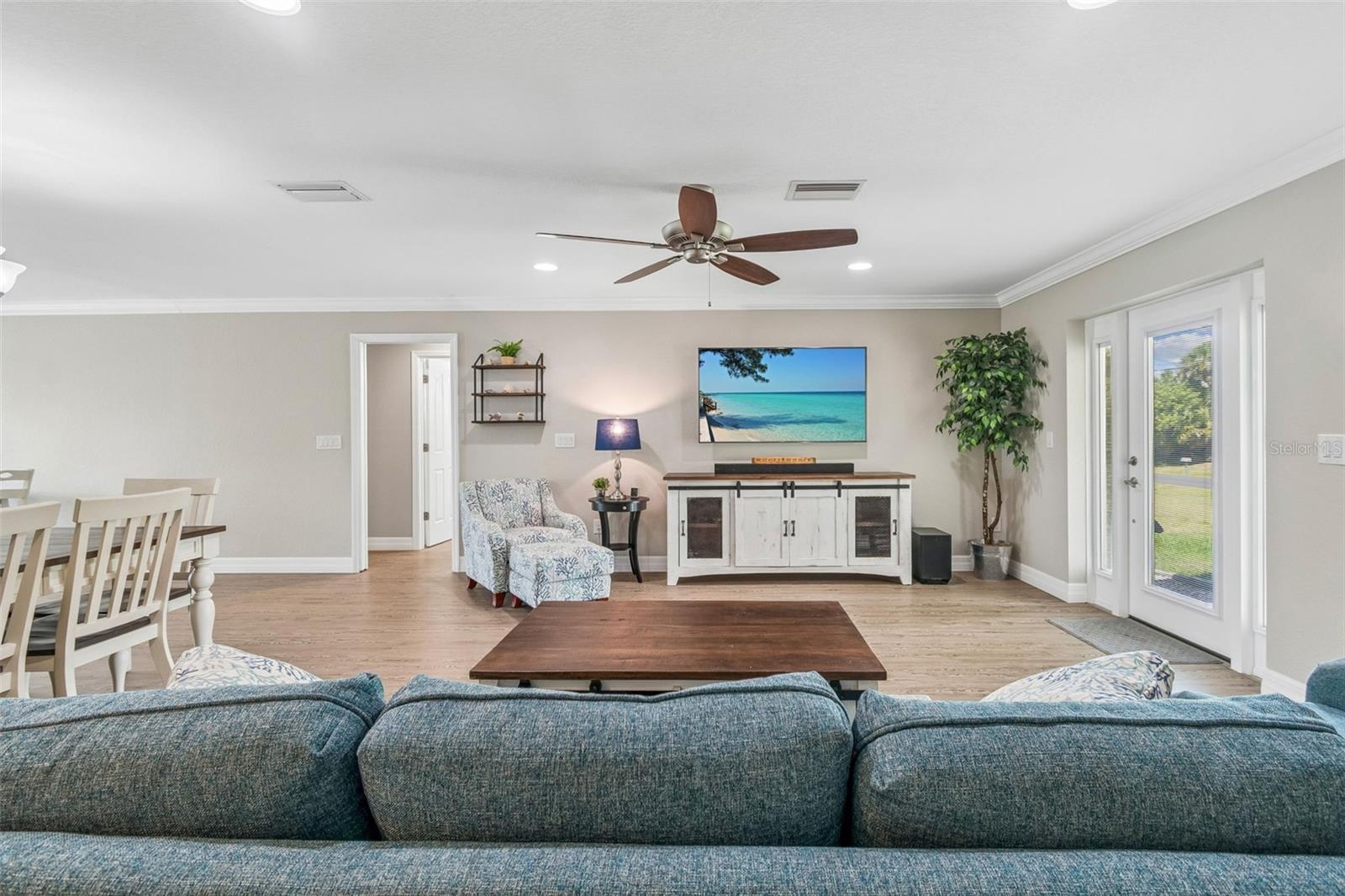 4462 EWING CIR, PORT CHARLOTTE, FL — photo 9