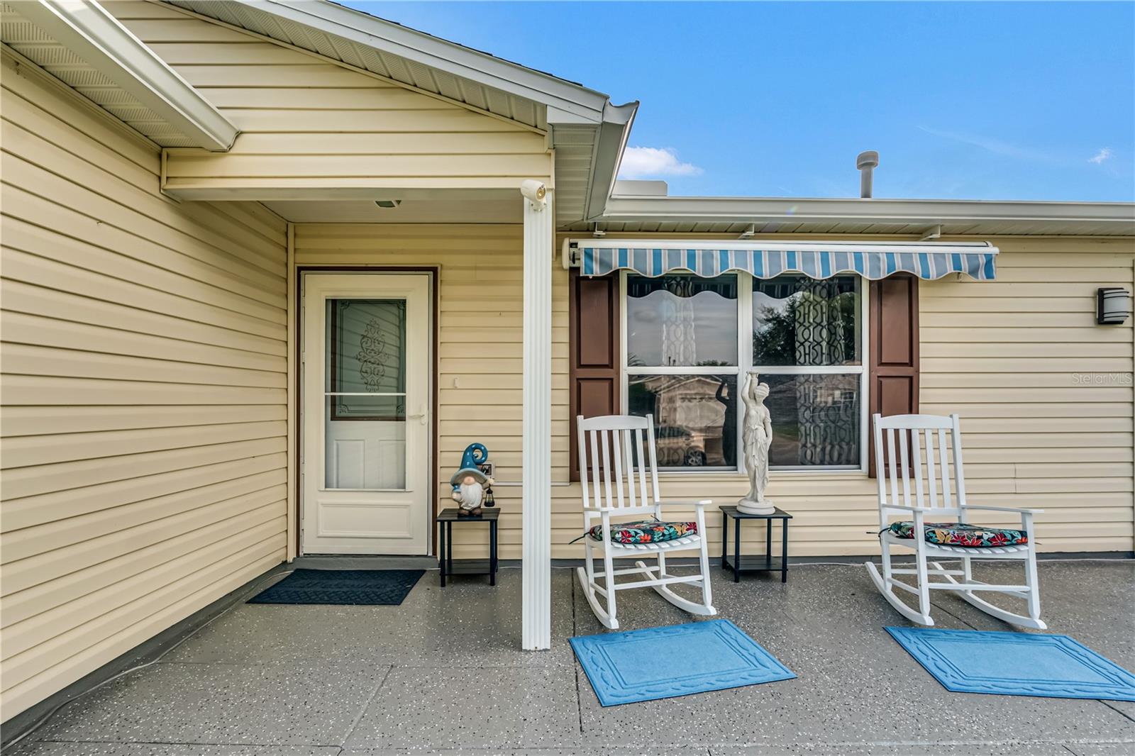 17654 SE 93RD BUTLER CT, THE VILLAGES, FL — photo 2
