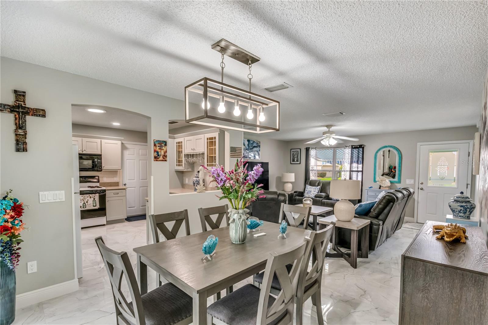 17654 SE 93RD BUTLER CT, THE VILLAGES, FL — photo 10