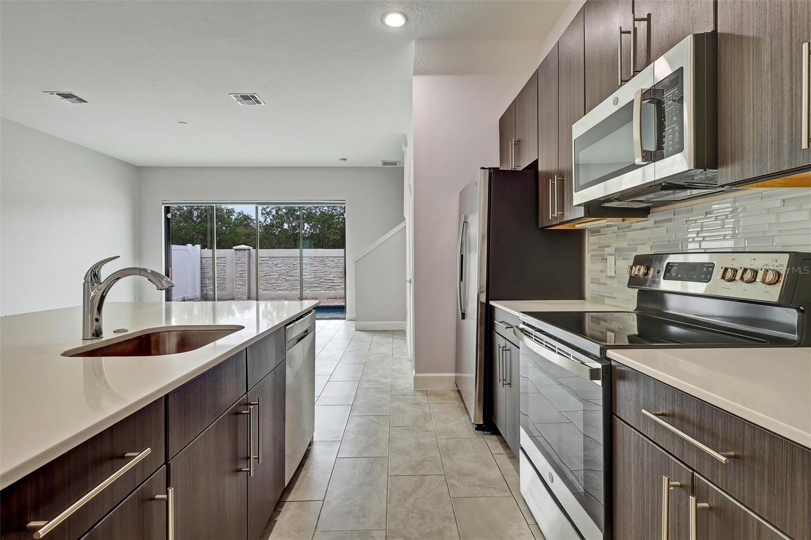 212 VILLA DOMANI CIR, DAVENPORT, FL — photo 8
