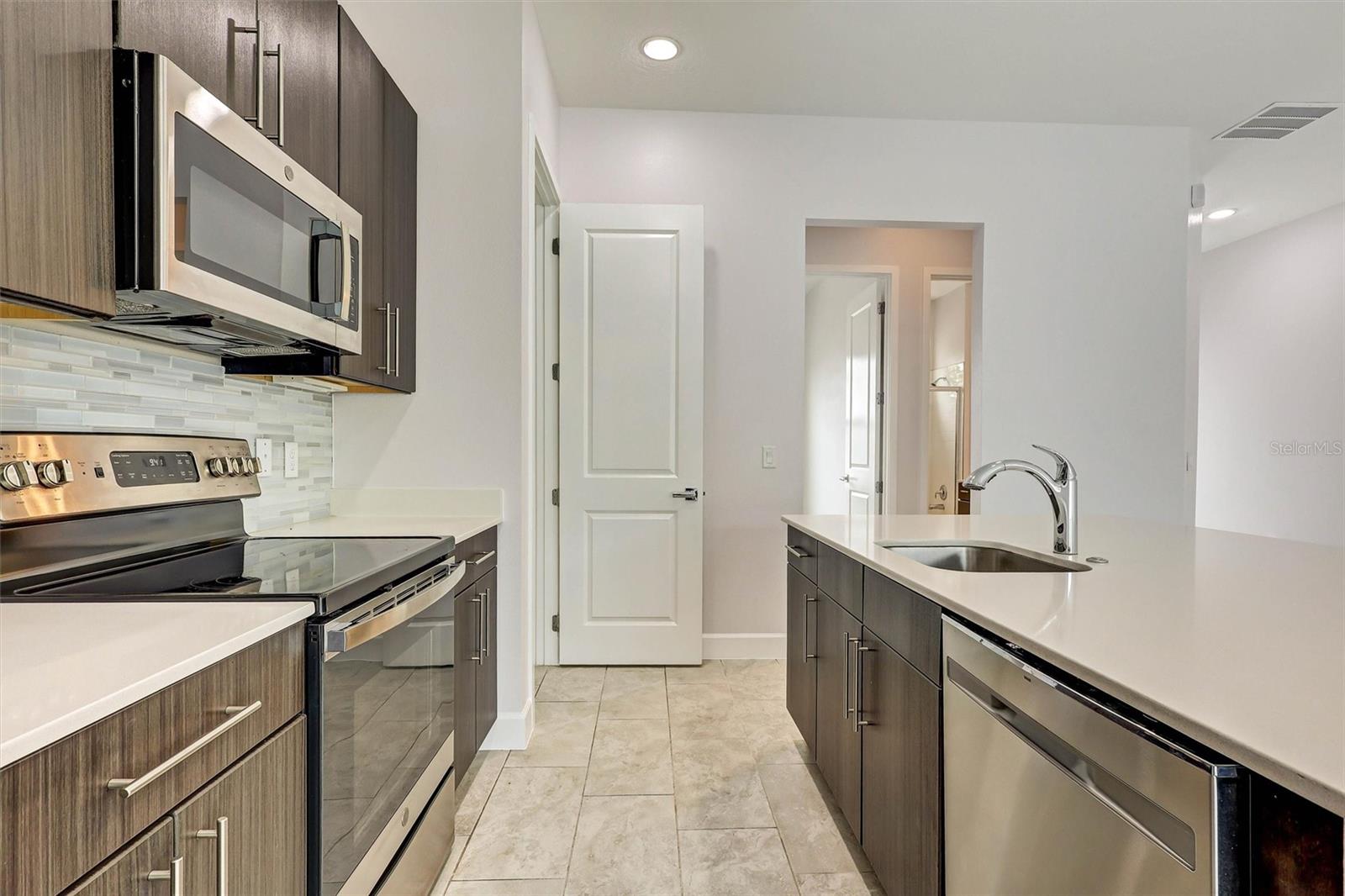 212 VILLA DOMANI CIR, DAVENPORT, FL — photo 10