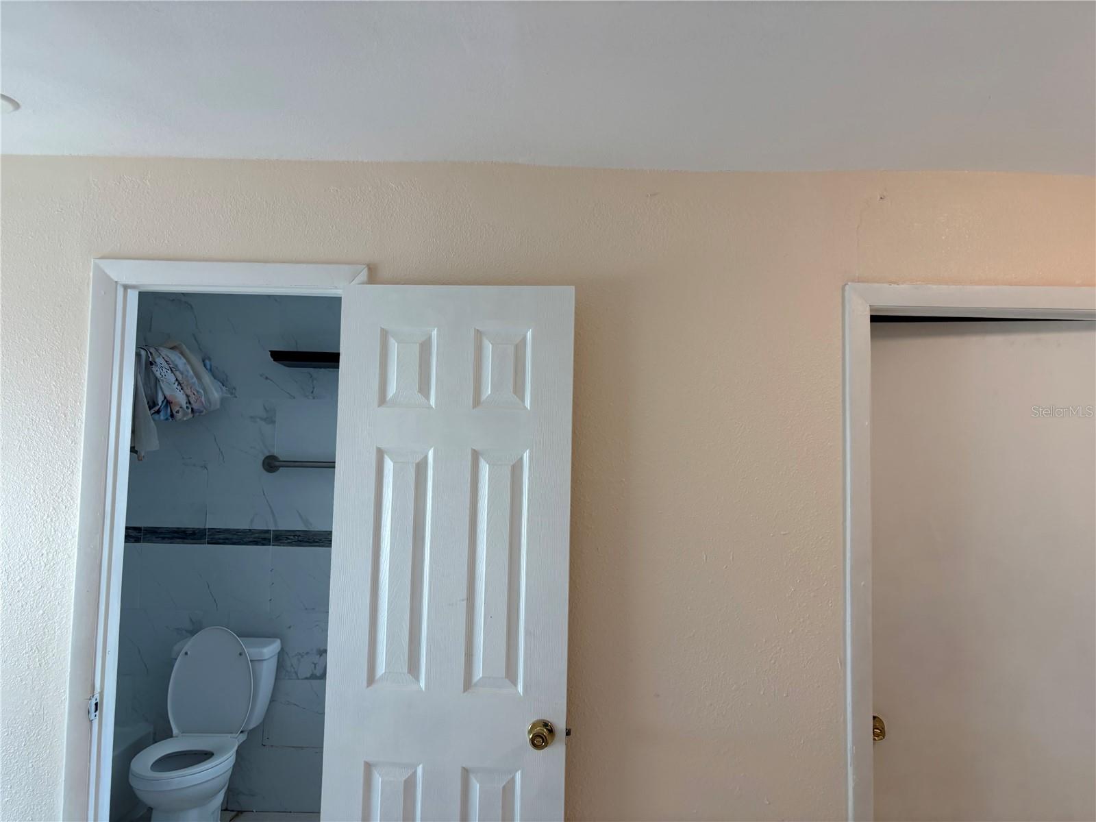 1320 LARSEN LN, TAMPA, FL — photo 33