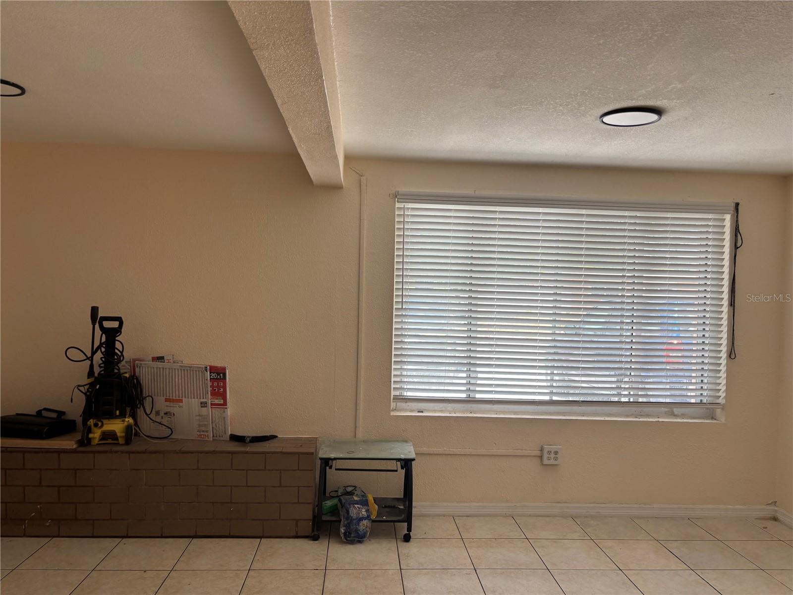 1320 LARSEN LN, TAMPA, FL — photo 37