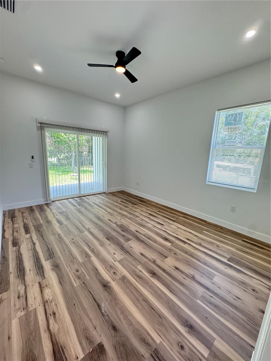 611 ELM ST, SAFETY HARBOR, FL — photo 10